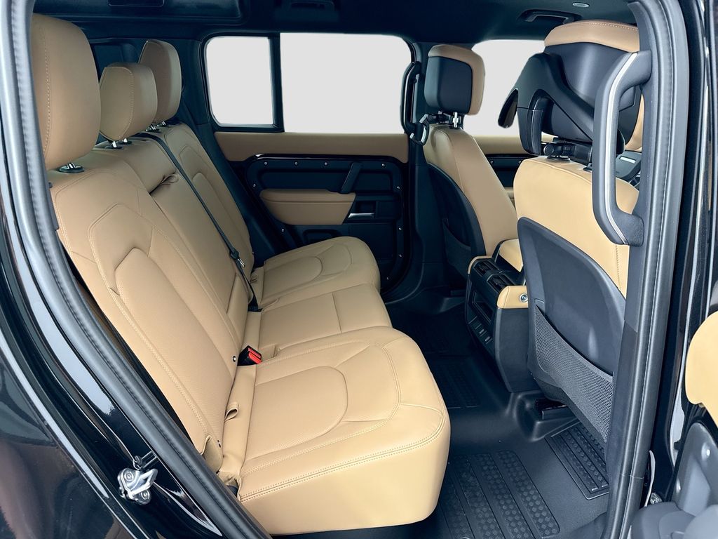 Thumbnail: 2026 Land Rover Defender - 21