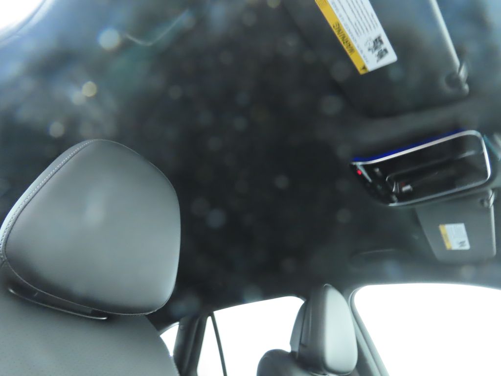 Thumbnail: 2025 Mercedes-Benz GLC - 18