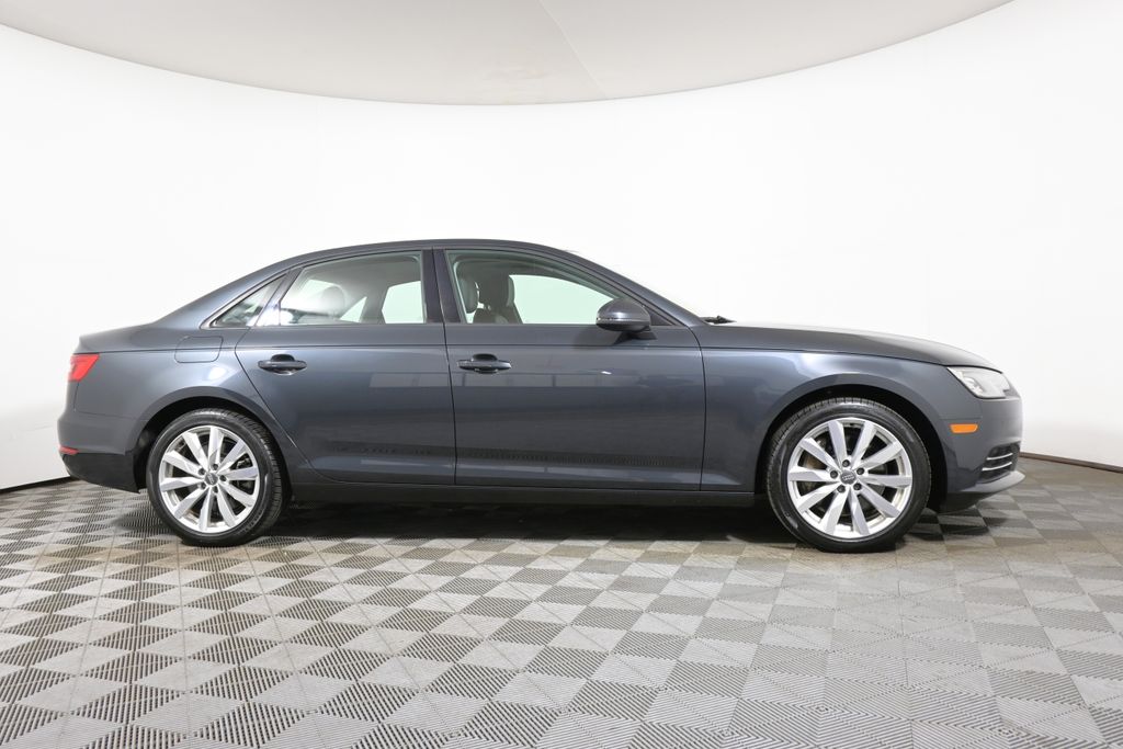 Thumbnail: 2017 Audi A4 - 8