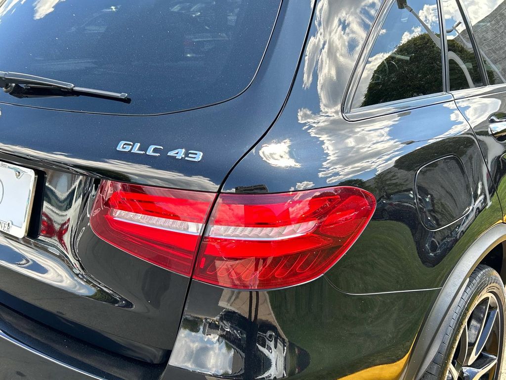 Thumbnail: 2019 Mercedes-Benz GLC - 7
