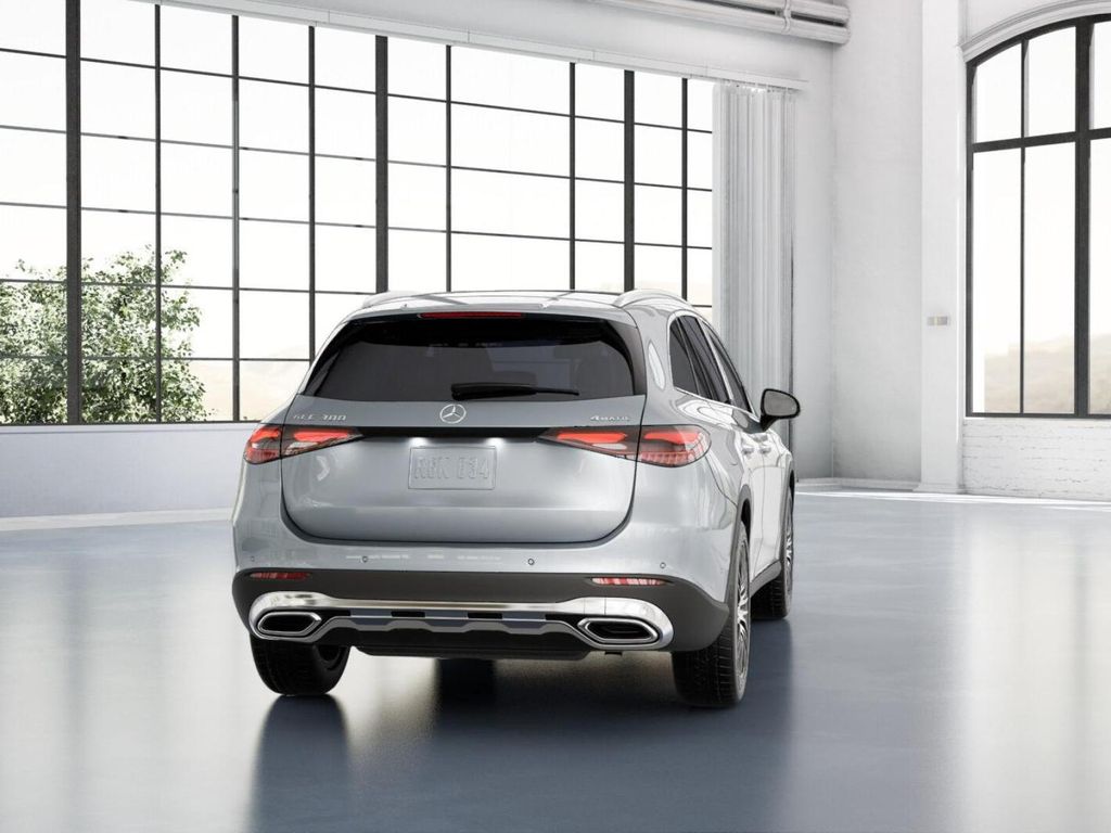 Thumbnail: 2027 Mercedes-Benz GLC - 24