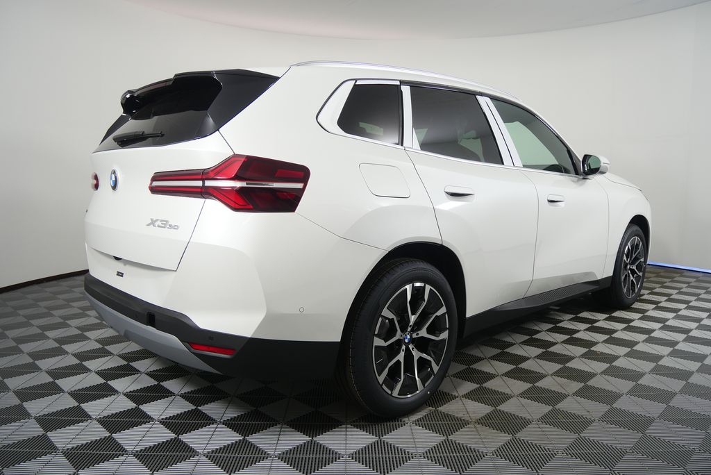 Thumbnail: 2026 BMW X3 - 3