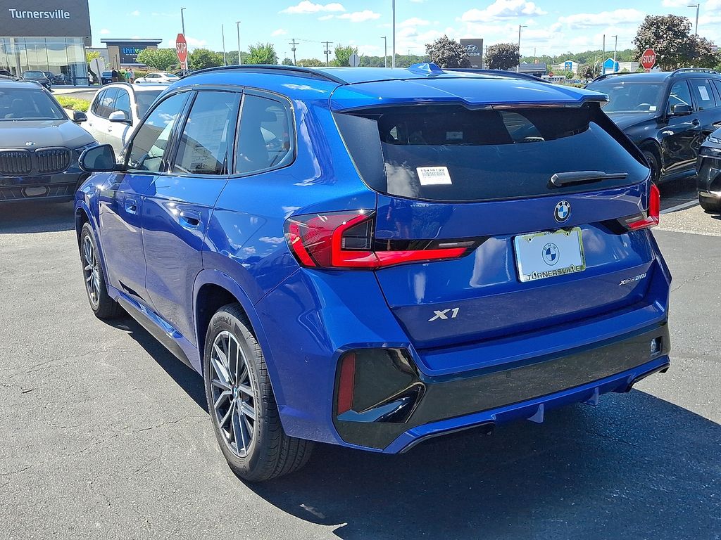 Thumbnail: 2026 BMW X1 - 3