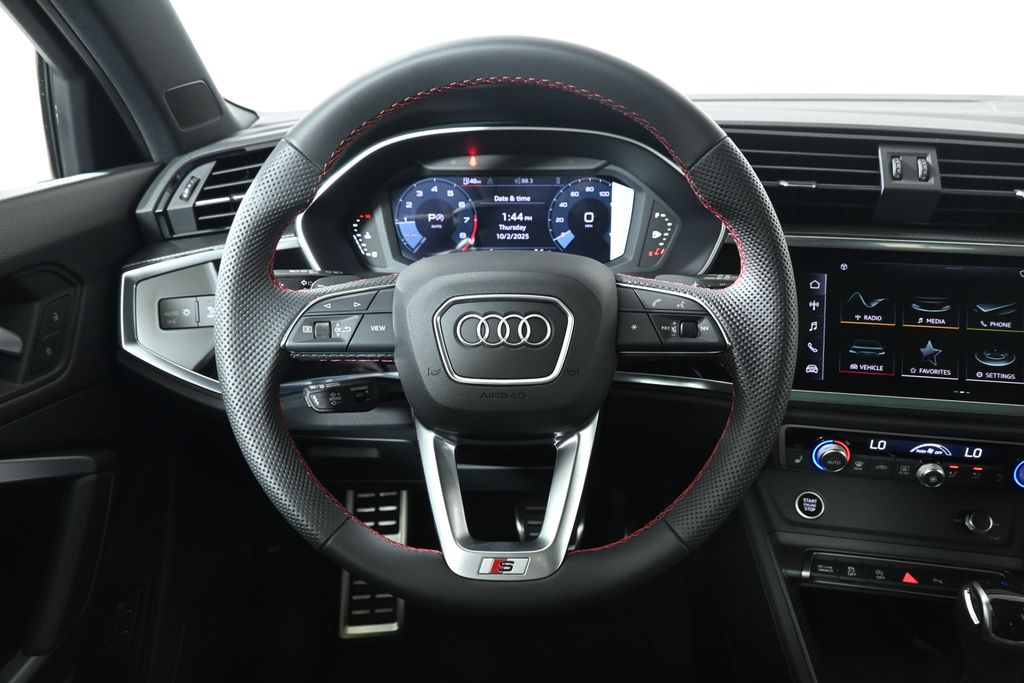 Thumbnail: 2025 Audi Q3 - 14