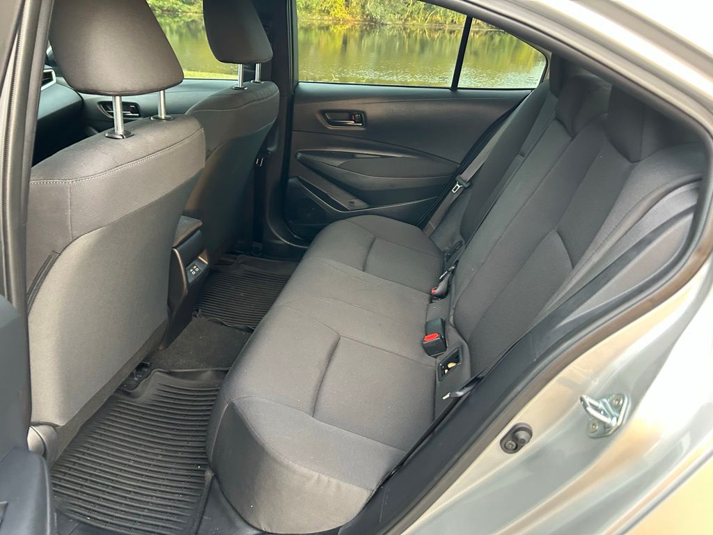 Thumbnail: 2025 Toyota Corolla - 12