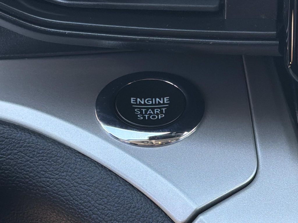 Used 2022 Ford Explorer XLT 4D Sport Utility