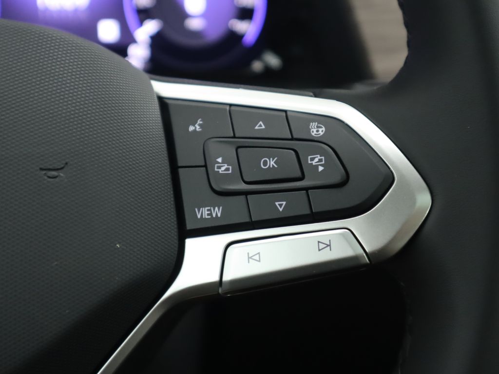 Thumbnail: 2026 Volkswagen Atlas - 12