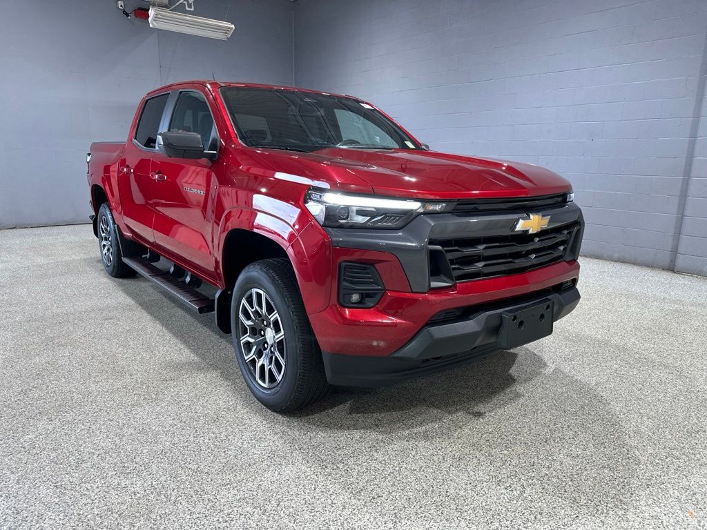Radiant Red Tintcoat 2024 Chevrolet Colorado LT Crew Cab 4WD Pickup Truck Four-Wheel Drive 8-Speed Automatic