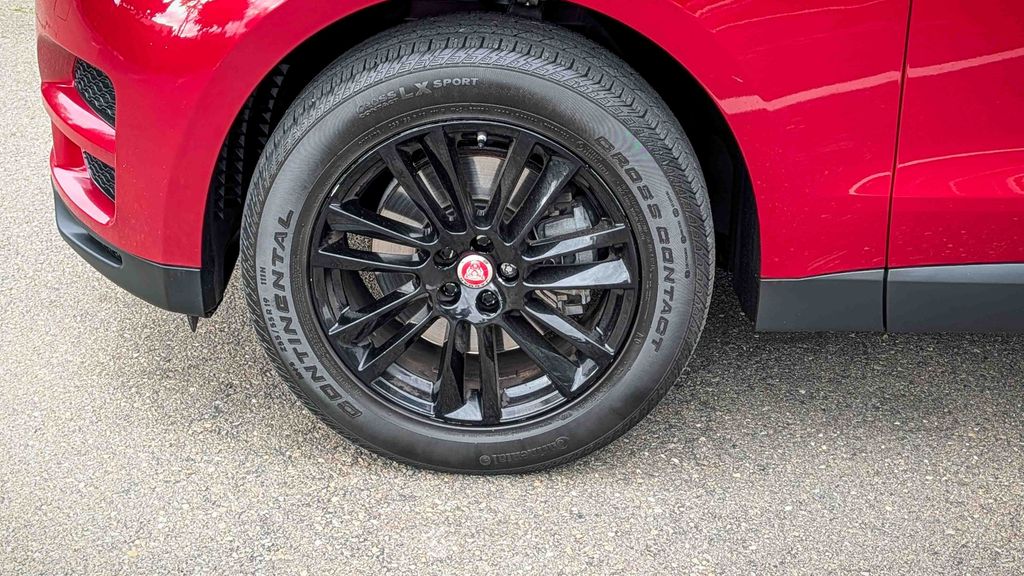 Used 2018 Jaguar F-PACE 30t Prestige 4D Sport Utility