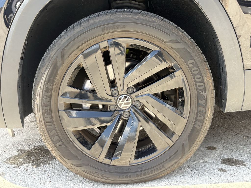 2023 Volkswagen Atlas Cross Sport 2.0T SE w/Technology Black at DeMontrond Auto Country