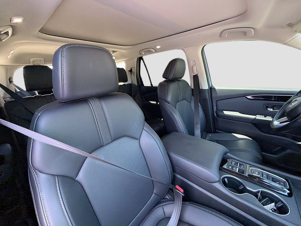 Used 2024 Gray Honda Touring image 30