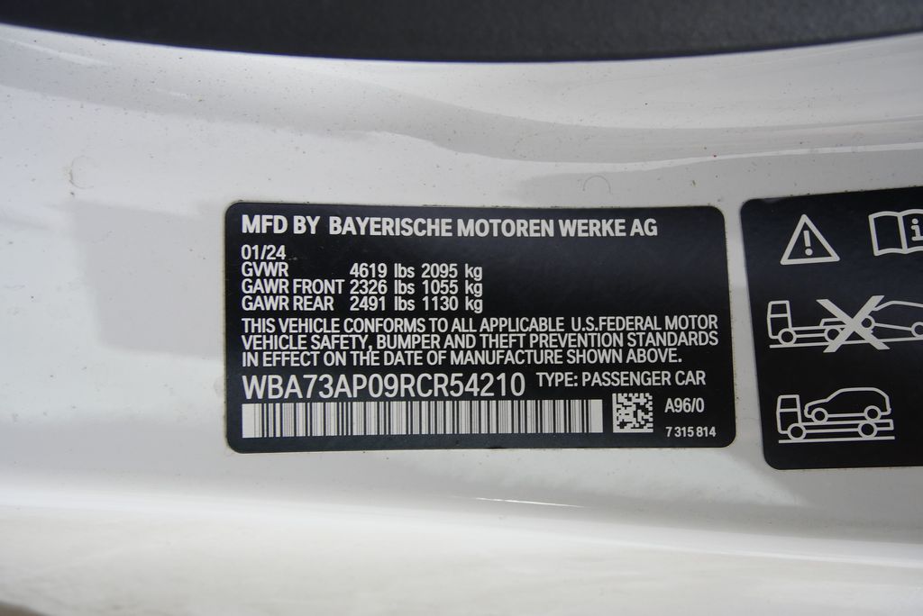 Thumbnail: 2024 BMW 4 Series - 24