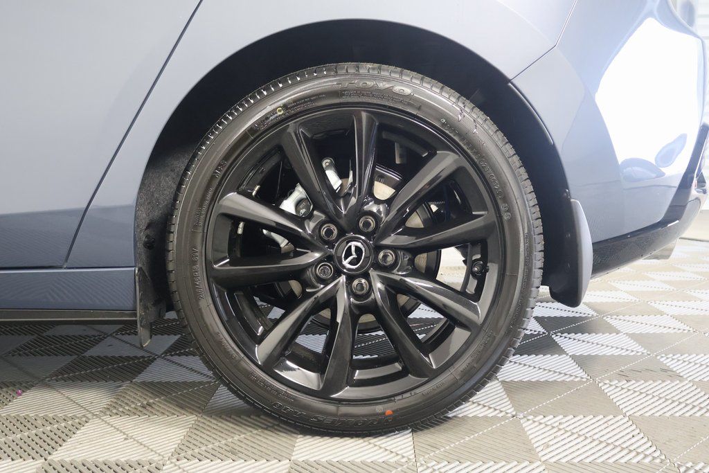 2025 Mazda Mazda3 Carbon Edition 10