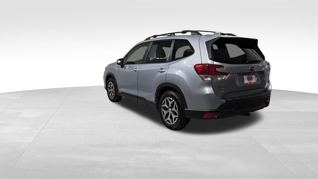 Used 2021 Subaru Forester Premium with VIN JF2SKAJC9MH501348 for sale in Miami, FL