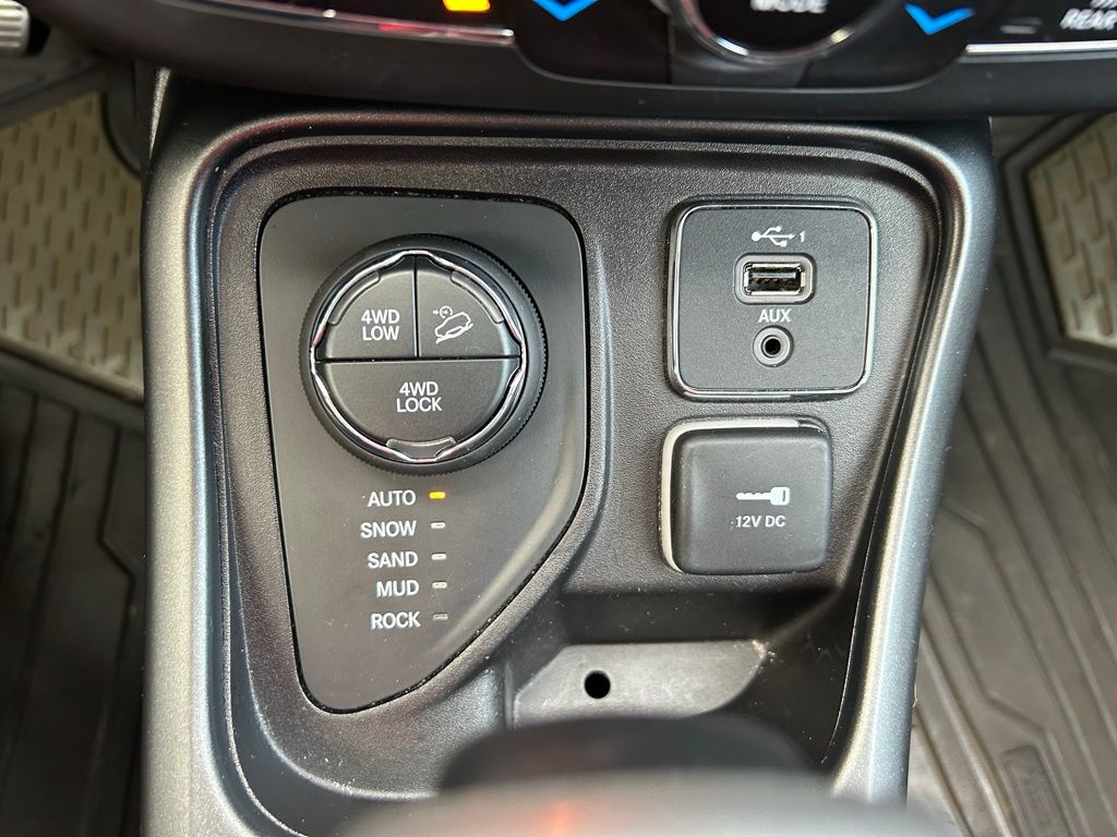 Thumbnail: 2019 Jeep Compass - 27