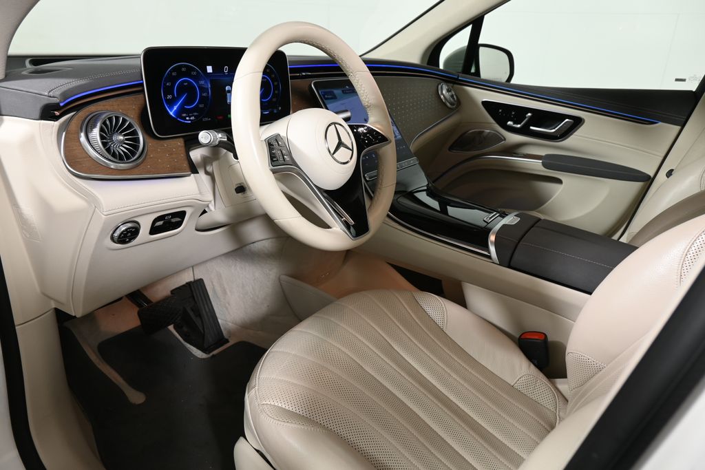 Thumbnail: 2023 Mercedes-Benz EQS - 13