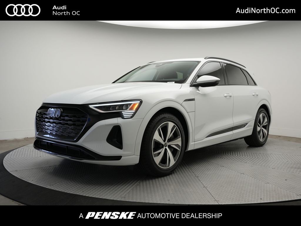 2024 Audi Q8 e-tron Premium -
                  Placentia, CA
