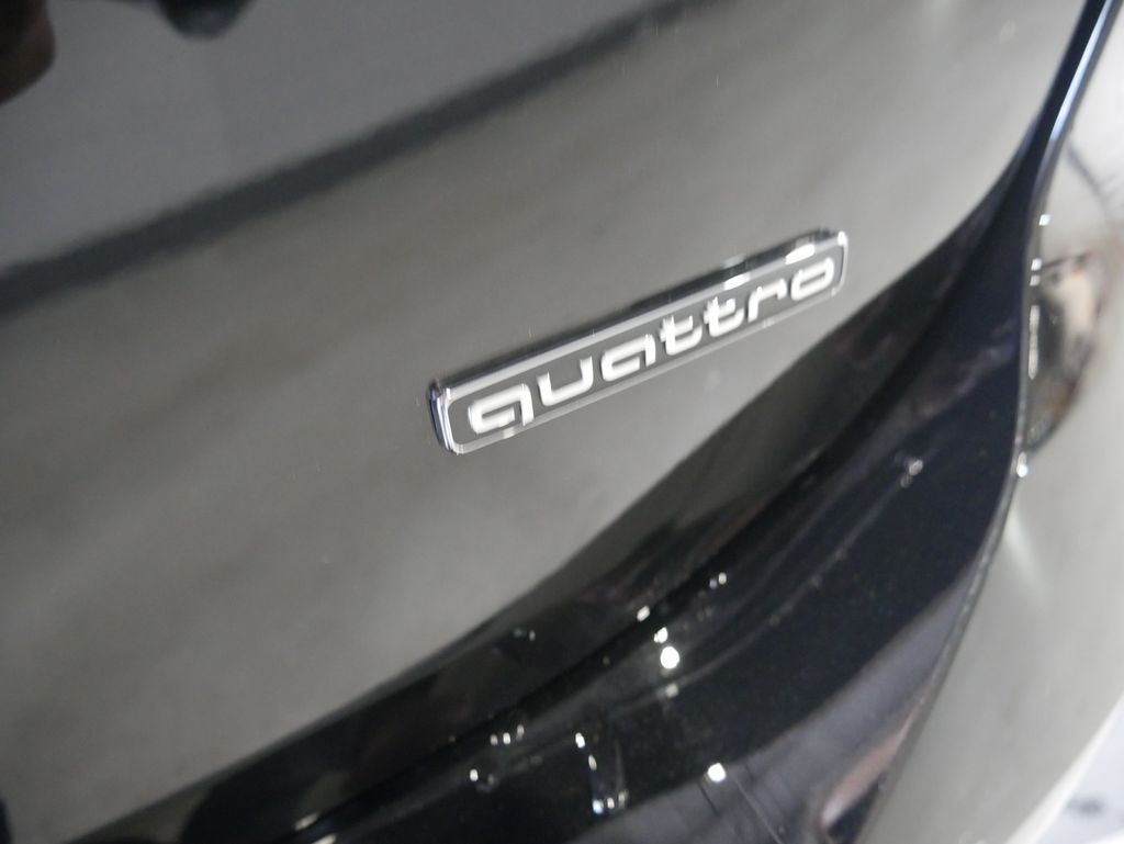 Thumbnail: 2026 Audi A6 - 10