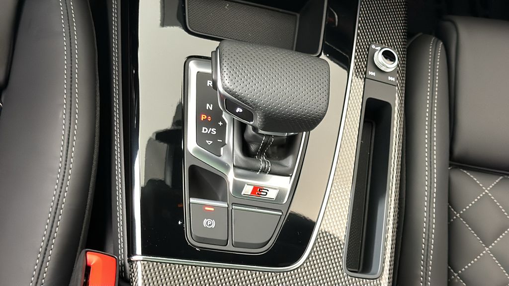 2025 Audi SQ5  20