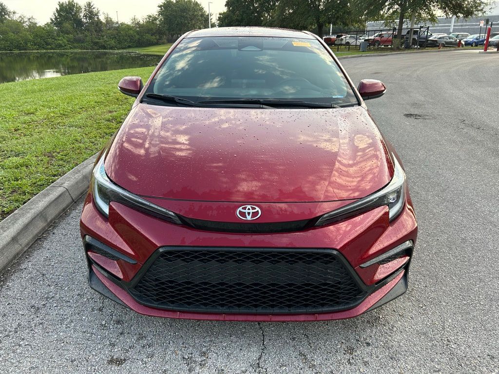 2023 Toyota Corolla SE 8