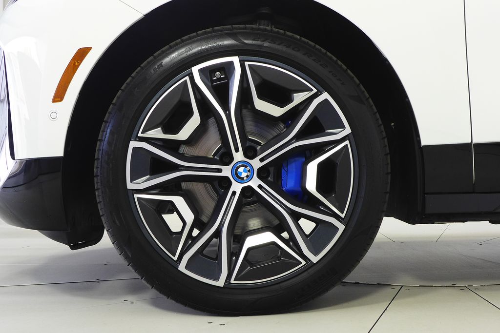 Thumbnail: 2024 BMW iX - 5
