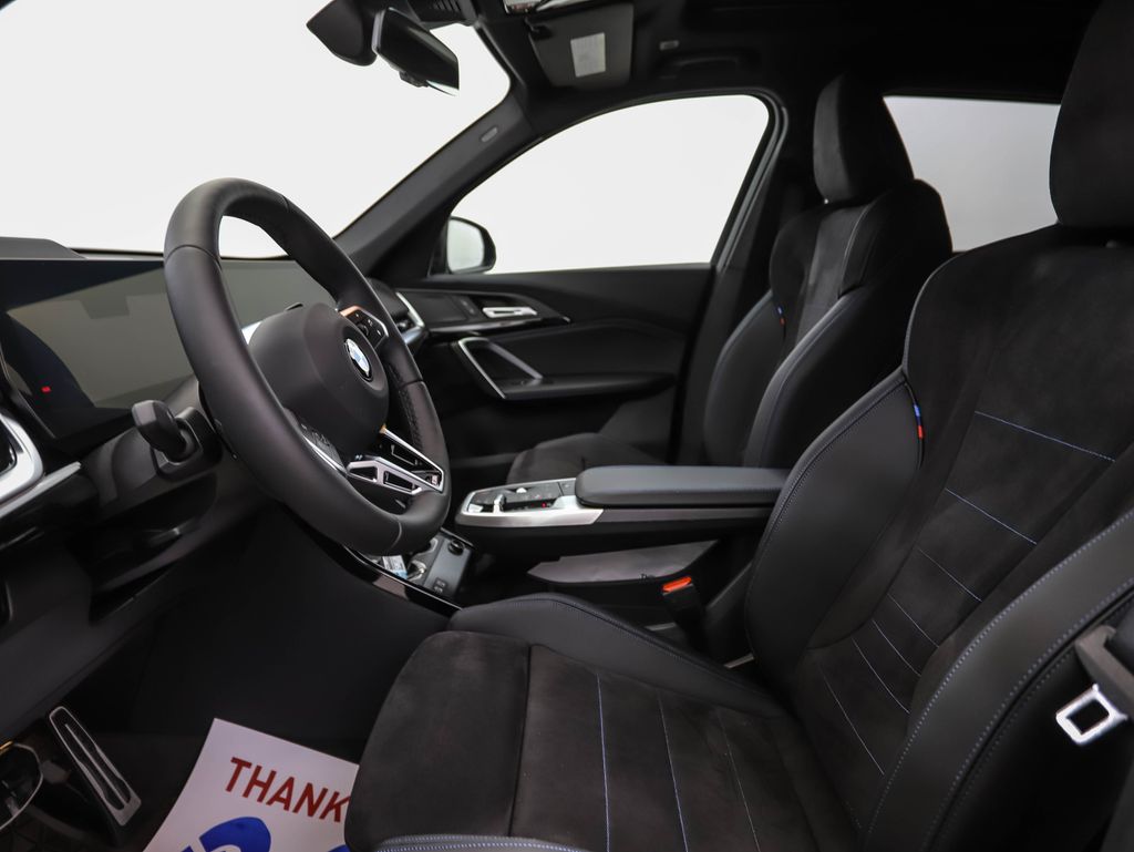 Thumbnail: 2026 BMW X1 - 11