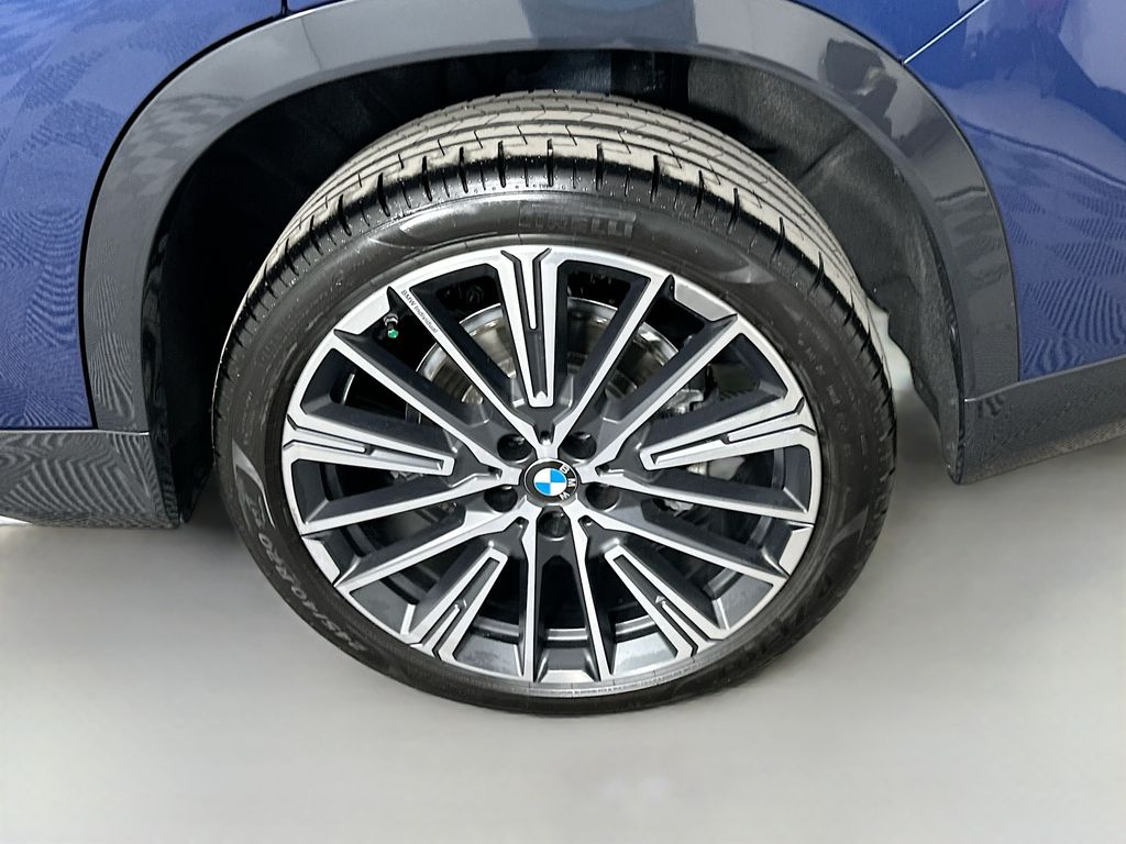 Thumbnail: 2025 BMW X1 - 30