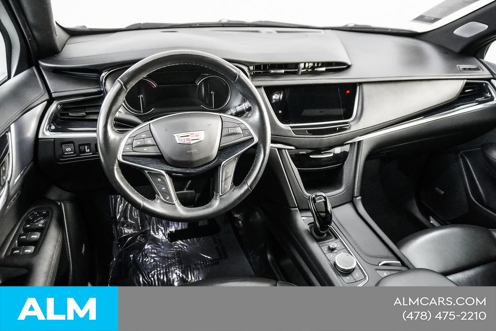 Used 2024 White Cadillac Premium Luxury image 19