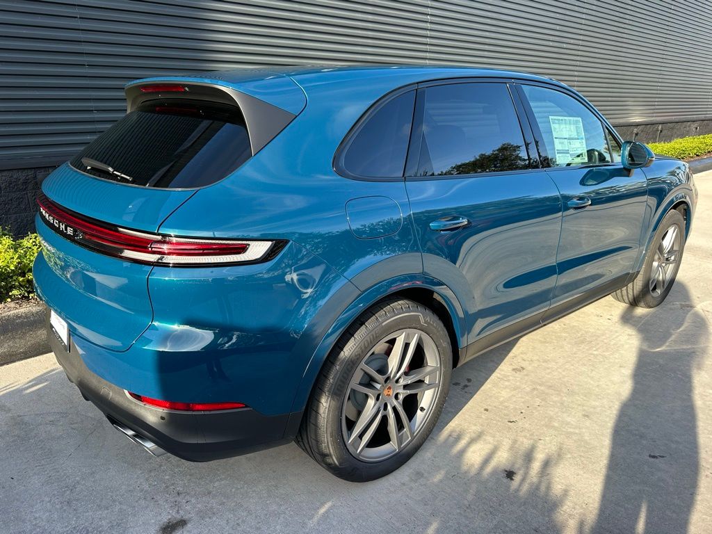 Thumbnail: 2026 Porsche Cayenne - 9