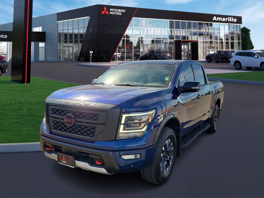 2024 Nissan Titan PRO-4X Crew Cab 4WD