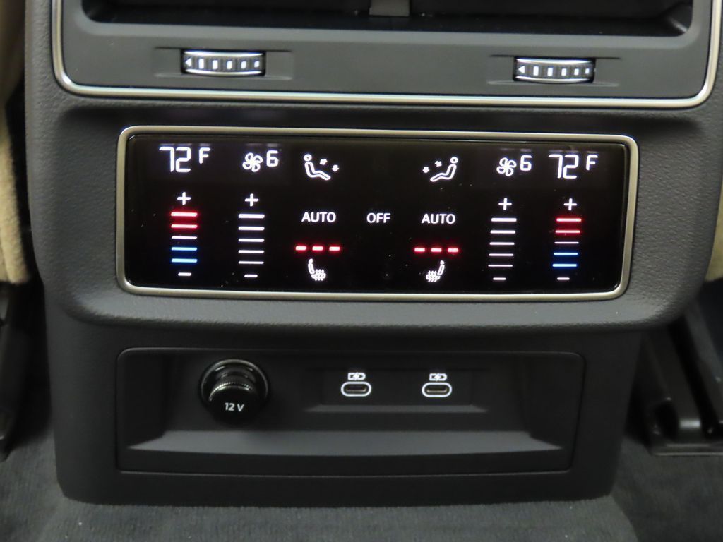 Thumbnail: 2026 Audi Q7 - 25