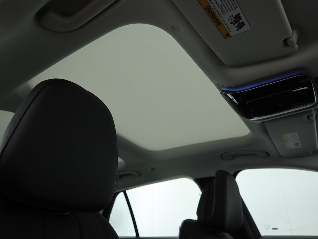 Thumbnail: 2025 Mercedes-Benz E-Class - 20