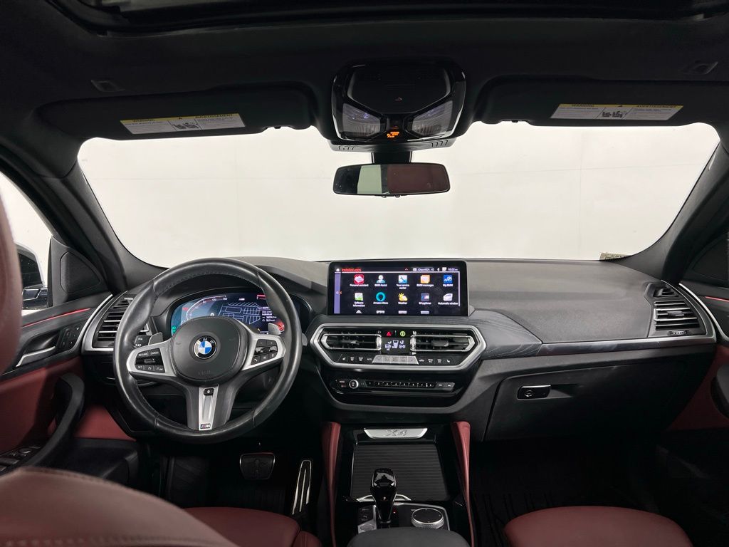 Thumbnail: 2024 BMW X4 - 16