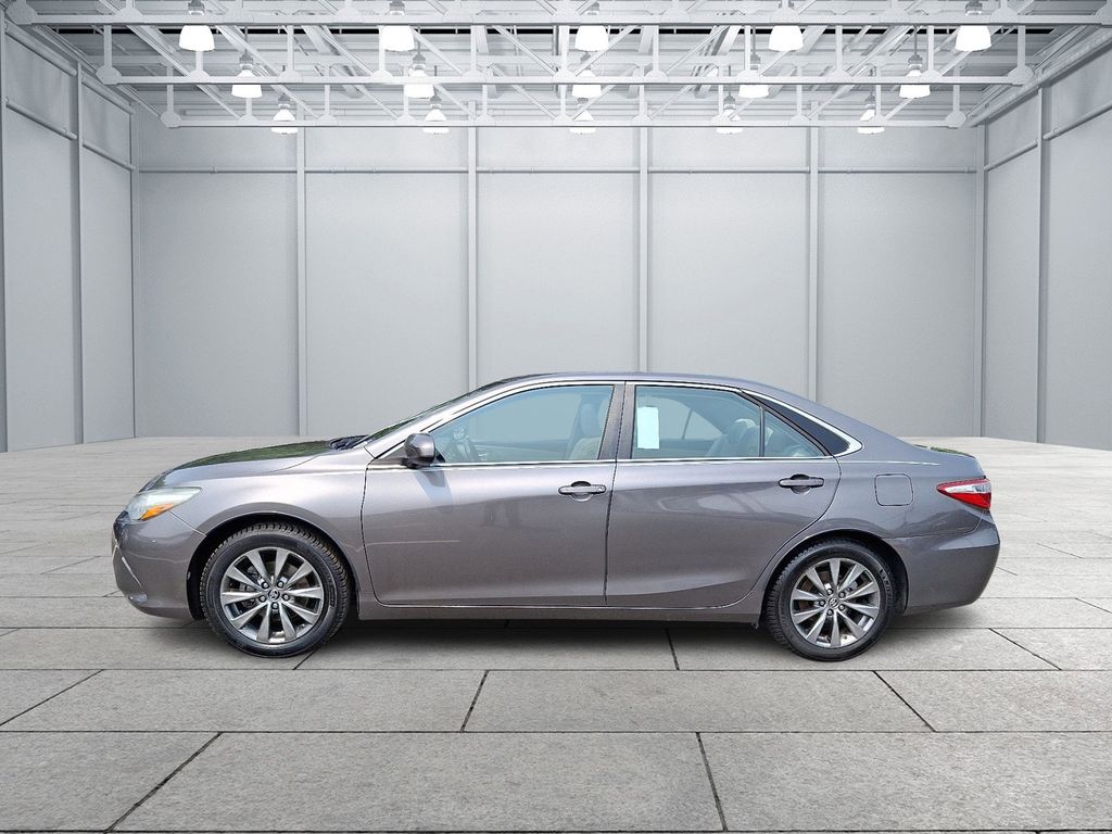 2015 Toyota Camry XLE 7