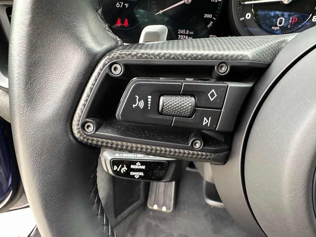 Thumbnail: 2024 Porsche 911 - 19