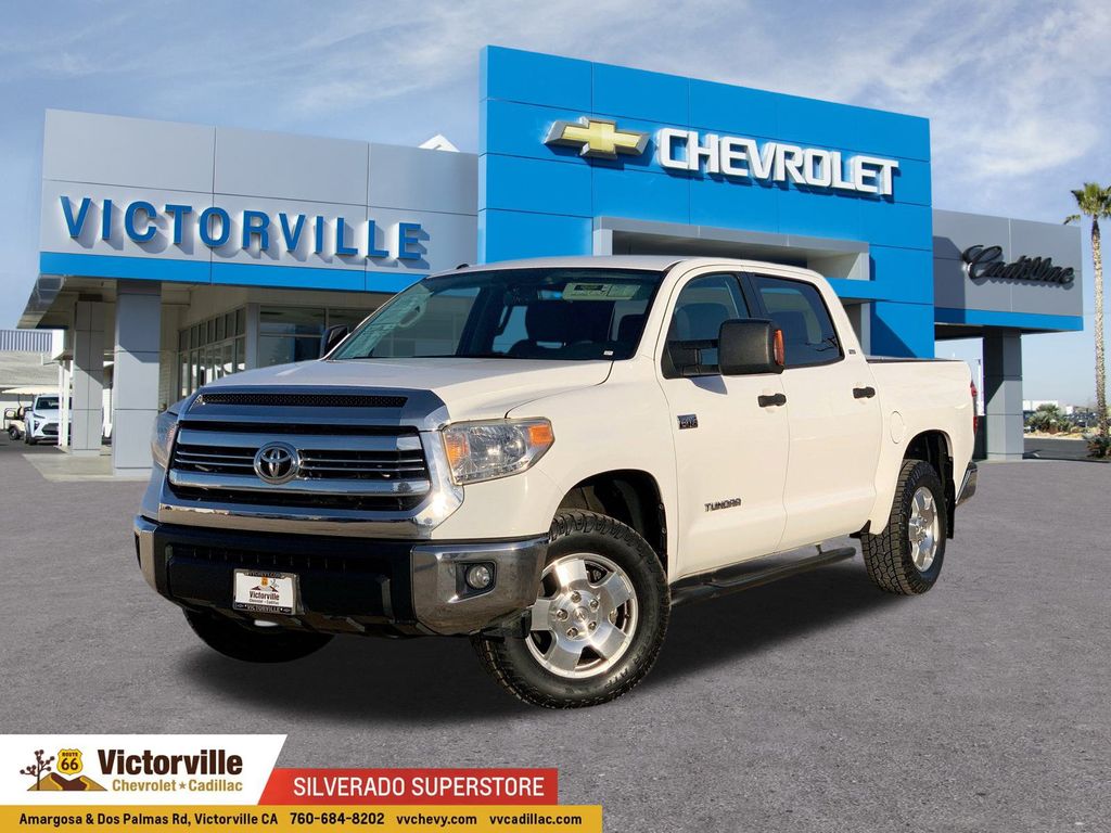 2017 Toyota Tundra SR5 CrewMax 5.7L 4WD