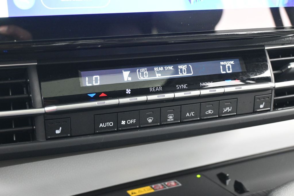 Used 2025 Midnight Black Metallic Toyota XLE image 20