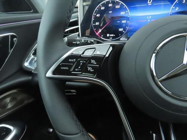 Thumbnail: 2025 Mercedes-Benz E-Class - 12