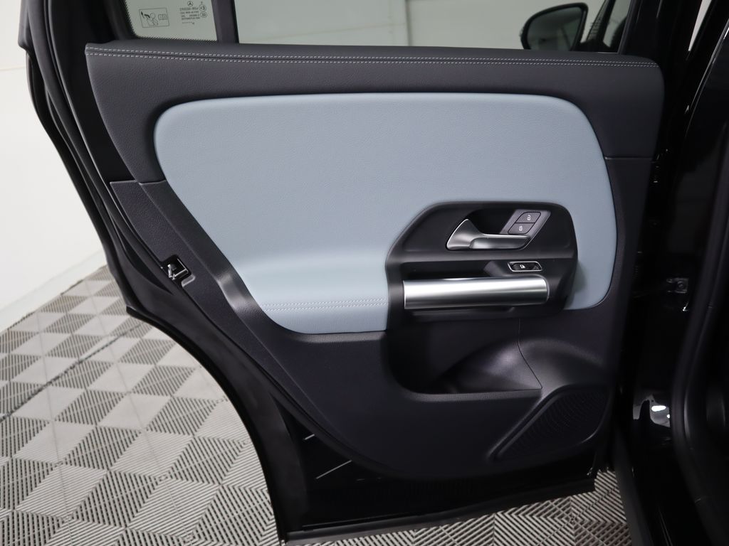 Thumbnail: 2026 Mercedes-Benz GLA - 27