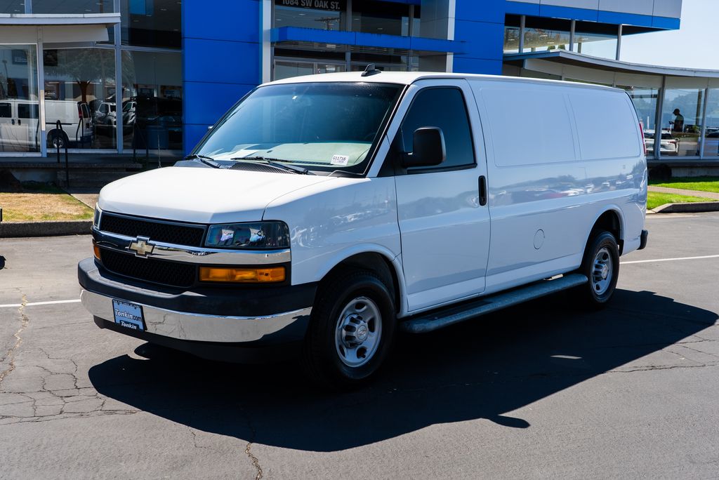 Summit White 2019 Chevrolet Express Cargo Van Rear-Wheel Drive 6-Speed Automatic Overdrive