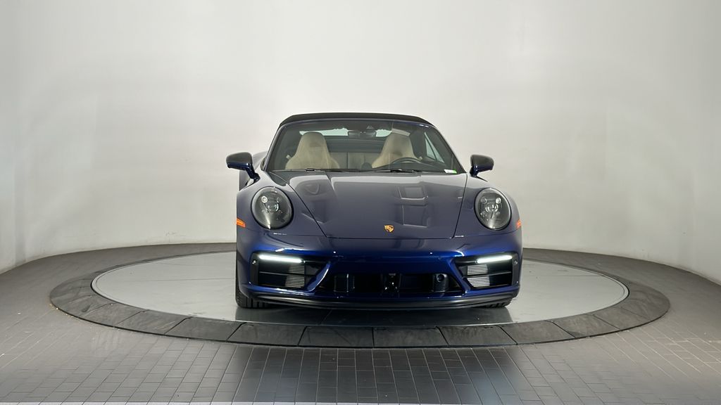 2024 Porsche 911 Carrera S 10