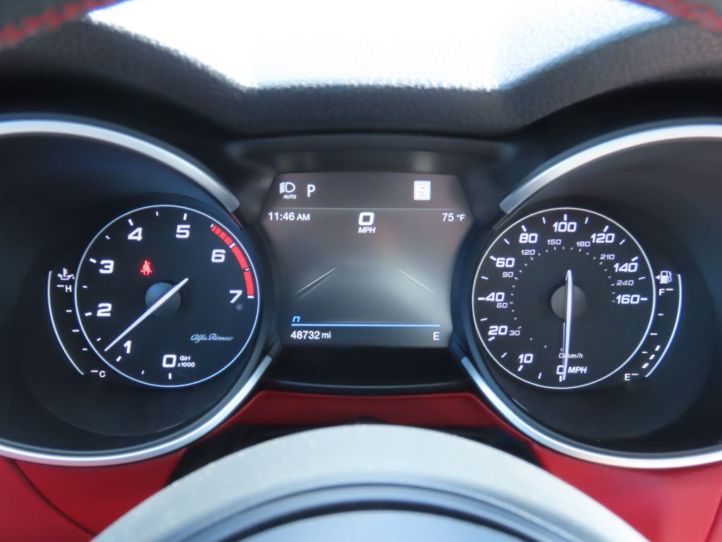 Thumbnail: 2021 Alfa Romeo Stelvio - 12