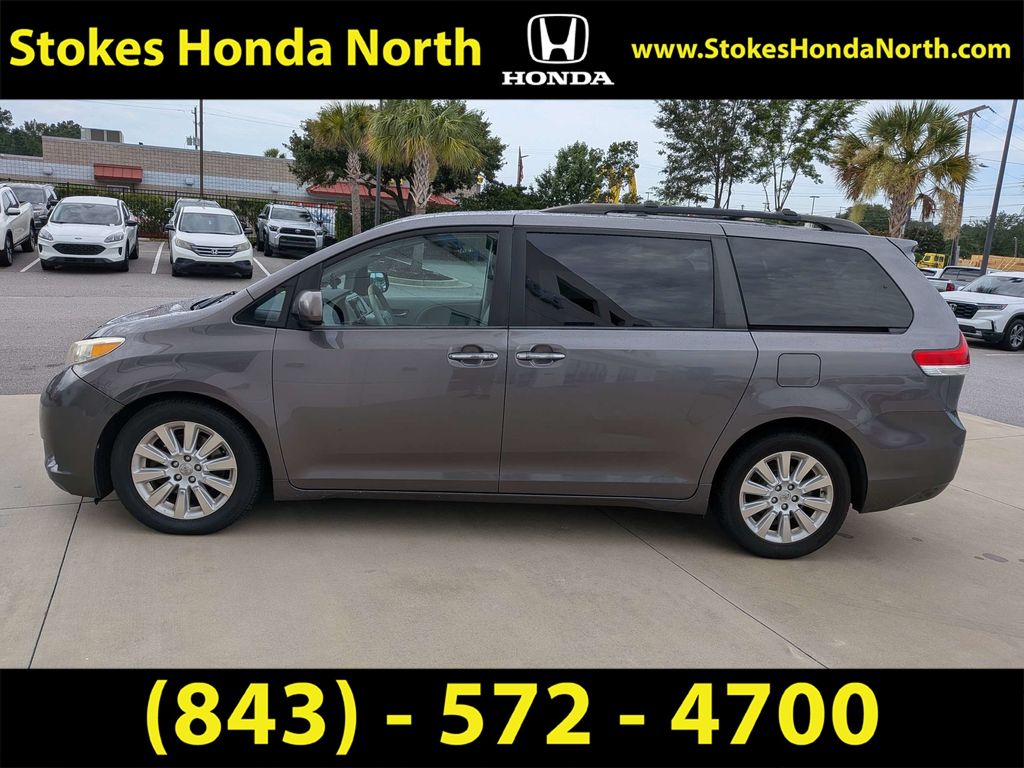 Used 2013 Toyota Sienna Van
