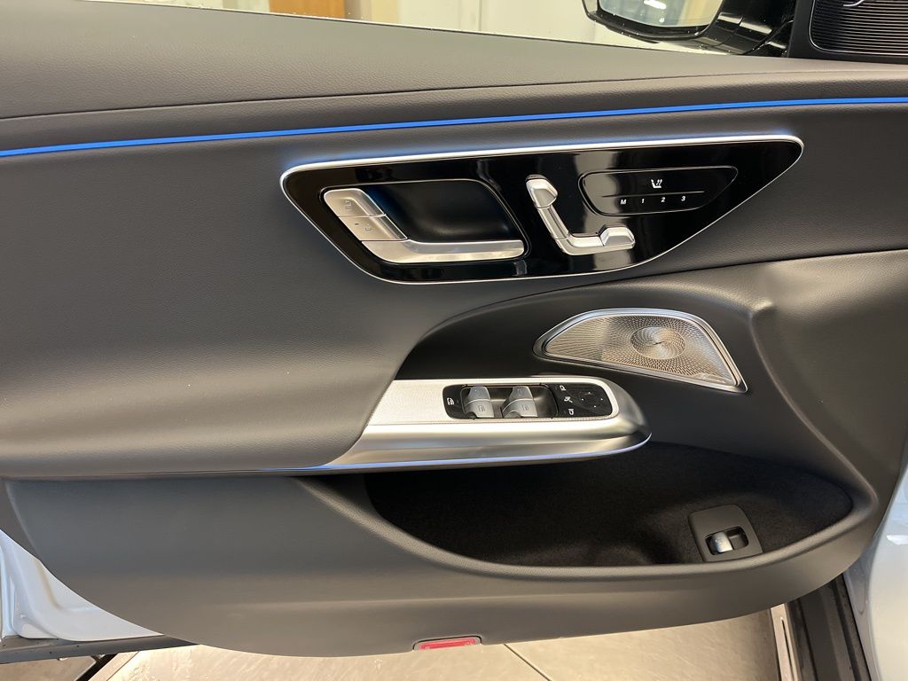 Thumbnail: 2026 Mercedes-Benz E-Class - 11