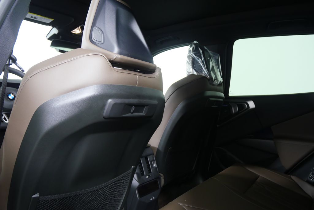 Thumbnail: 2026 BMW X3 - 17