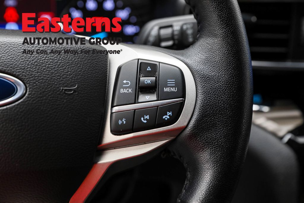 Used 2023 White Ford Limited image 16