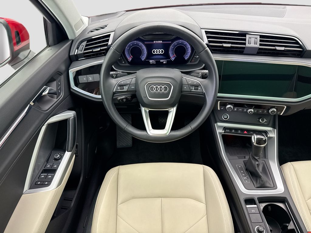 Thumbnail: 2021 Audi Q3 - 10
