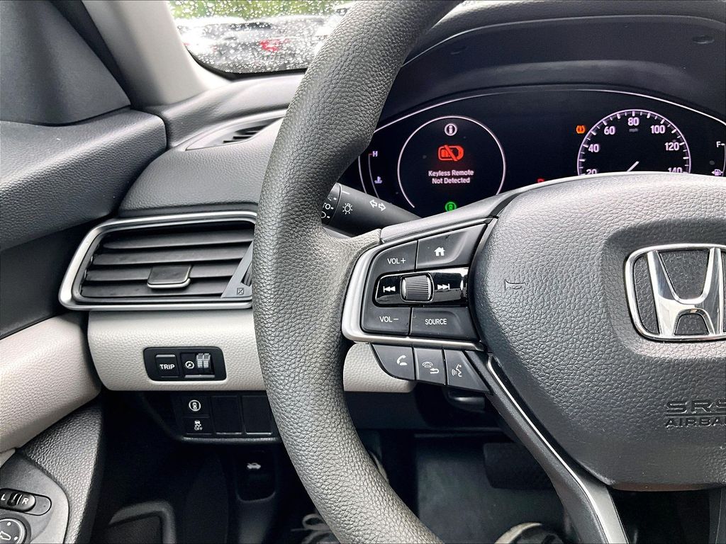 2020 Honda Accord — photo 22
