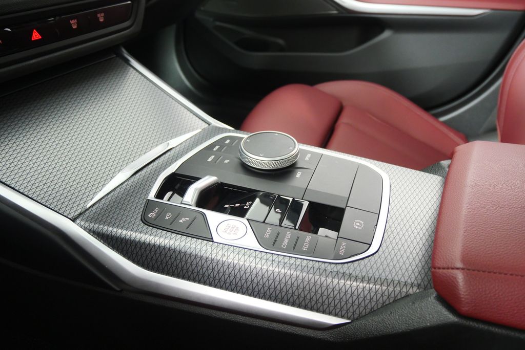 Thumbnail: 2023 BMW 3 Series - 26