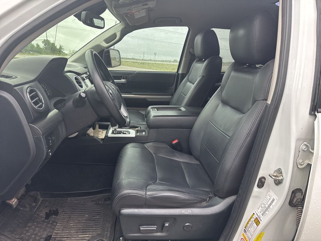 Used Car 2018 Toyota Tundra  Sr5 For Sale Under $35,000 In Taylor, Texas